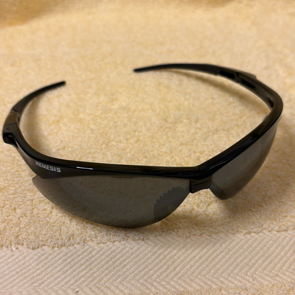 KleenGuard™ Safety Glasses
Nemesis™ Safety Glasses - Smoke